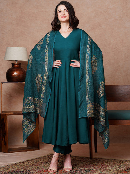V-Neck Anarkali Kurta with Trousers & Dupatta-9