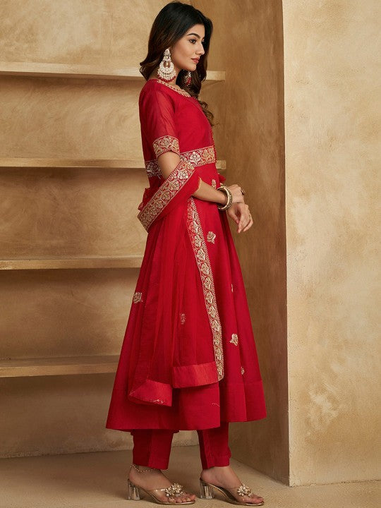 Ethnic Motifs Embroidered High Slit Zari Kurta with Trousers & With Dupatta-2